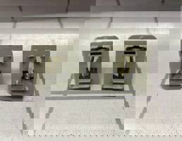 Крючок солнцезащитного козырька для Peugeot 307 2001-2008  запчасти бу