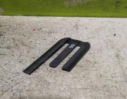 Накладка для Opel Meriva 2003-2010  запчасти бу