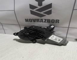 Моторчик стеклоподъемника для Skoda Fabia 2007-2015  запчасти бу