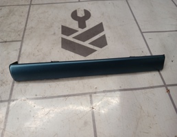 Накладка (кузов внутри) для Renault Clio 3  2005-2012  запчасти бу