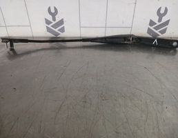 Поводок стеклоочистителя передний левый для Ford Focus 2 05-08  запчасти бу