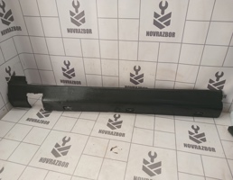 Накладка на порог для VW Passat  B3  1988-1993  запчасти бу