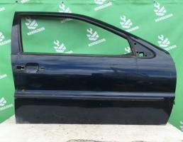 Дверь передняя правая для VW Polo 94-99  запчасти бу
