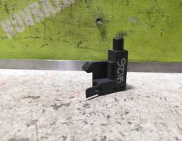 Выключатель концевой для VW Golf 6 09-12  запчасти бу