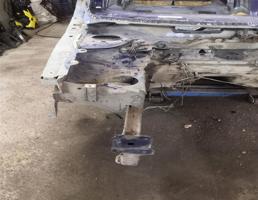 Лонжерон передний правый для Renault Megane 2 02-09  запчасти бу