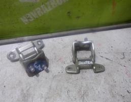 Петля крышки багажника для Hyundai Lantra 96-00  запчасти бу