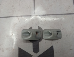 Крючок солнцезащитного козырька для VW Golf 3 Vento 91-97  запчасти бу