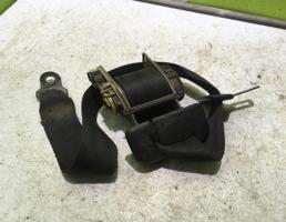 Ремень безопасности для VW Passat  B3  1988-1993  запчасти бу