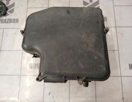 Корпус блока предохранителей для VW Passat B5 96-00  запчасти бу