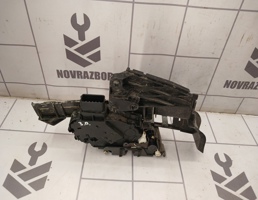 Замок двери задней правой для Ford Focus 2 05-08  запчасти бу