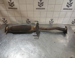 Резонатор для Mazda 323 BA 94-98  запчасти бу