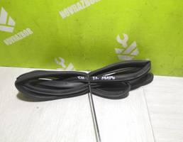 Уплотнитель двери для Toyota Highlander I 01-06  запчасти бу