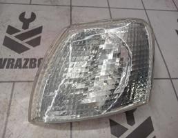 Повторитель на крыло для VW Passat B5 96-00  запчасти бу