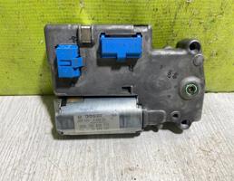 Моторчик люка для VW Passat B5 96-00  запчасти бу