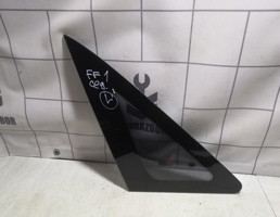 Стекло кузовное глухое правое для Ford Focus 1 1998-2004  запчасти бу