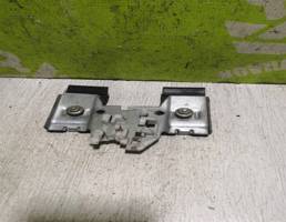 Кронштейн (сопут. товар) для VW Golf 3 Vento 91-97  запчасти бу