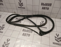 Уплотнитель двери для Mitsubishi Lancer 10 CX  CY 07-17  запчасти бу