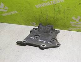 Кронштейн генератора для Nissan Primera P11 96-02  запчасти бу