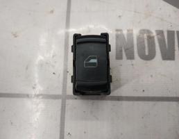 Кнопка стеклоподъемника для VW Passat B5 96-00  запчасти бу