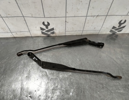 Поводок дворник комплект для Volvo 440 1992-1994  запчасти бу