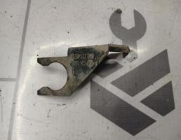 Кронштейн (сопут. товар) для Faw Besturn B50 2009-2016  запчасти бу