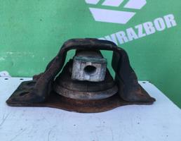 Опора двигателя правая для Renault Scenic 2 2003-2009  запчасти бу