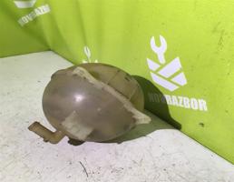 Бачок расширительный для VW Passat B4 94-96  запчасти бу