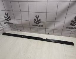 Уплотнитель стекла двери для Skoda Octavia A4 1U 2000-2011  запчасти бу