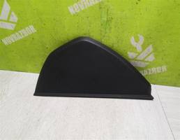 Накладка (кузов внутри) для Hyundai i30 12-17  запчасти бу