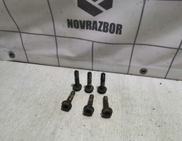 Болт маховика для VW Passat B5 96-00  запчасти бу