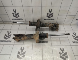 Амортизатор передний для VW Golf 3 Vento 91-97  запчасти бу