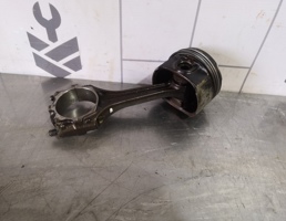 Поршень с шатуном для VW Passat B5 96-00  запчасти бу
