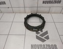 Гайка топливного насоса для VW Golf 3 Vento 91-97  запчасти бу