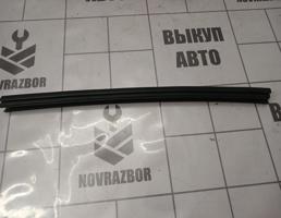 Уплотнитель стекла двери для Renault Megane 3 09-16  запчасти бу