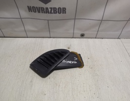 Дефлектор воздушный для Nissan Primera P11 96-02  запчасти бу