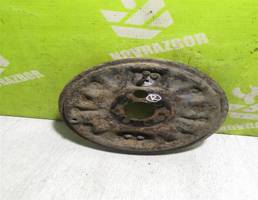 Щит опорный задний правый для VW Golf 3 Vento 91-97  запчасти бу