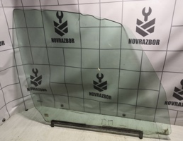 Стекло двери передней правой для Suzuki SX4 2006-2013  запчасти бу