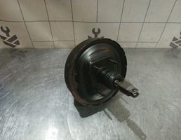 Усилитель тормозов вакуумный для Mazda 323 BA 94-98  запчасти бу