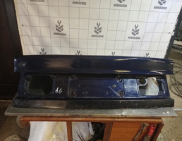 Крышка багажника для Audi A6 (C4) 1994-1997  запчасти бу