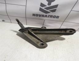 Кронштейн КПП левый для Renault Logan 2005-2014  запчасти бу