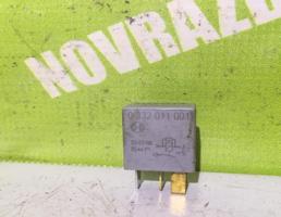 Реле для Toyota Corolla E12 2001-2006  запчасти бу