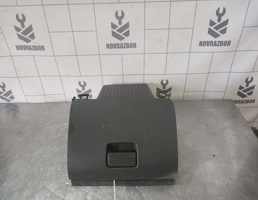 Бардачок для Ford Focus 2 05-08  запчасти бу