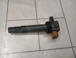 Катушка зажигания с наконечником для Suzuki SX4 2006-2013  запчасти бу