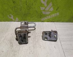 Петля двери передней левой нижняя для Seat Ibiza 4 2002-2008  запчасти бу