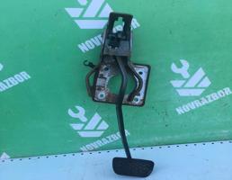 Педаль тормоза для Toyota Corolla E12 2001-2006  запчасти бу