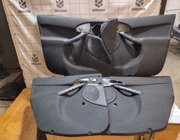 Обшивка двери комплект для Ford Focus 1 1998-2004  запчасти бу