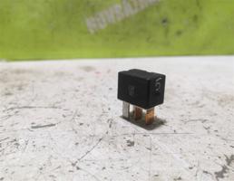 Реле для Toyota Corolla E12 2001-2006  запчасти бу