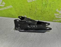 Кронштейн КПП для Renault R19 1992-2002  запчасти бу