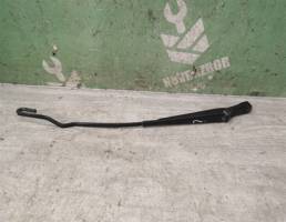 Поводок стеклоочистителя передний правый для VW Passat B4 94-96  запчасти бу