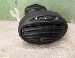 Дефлектор воздушный для Ford Focus 1 1998-2004  запчасти бу